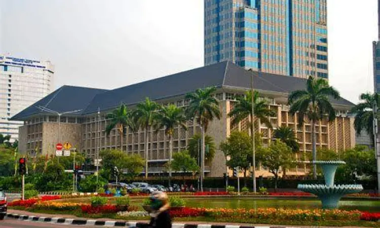 Otoritas Moneter Indonesia Gedung Bank Indonesia sebagai otoritas moneter tertinggi
