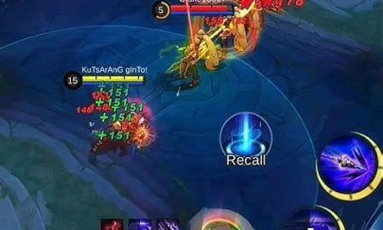 Perbandingan damage Demon Hunter Sword melawan Blade Armor