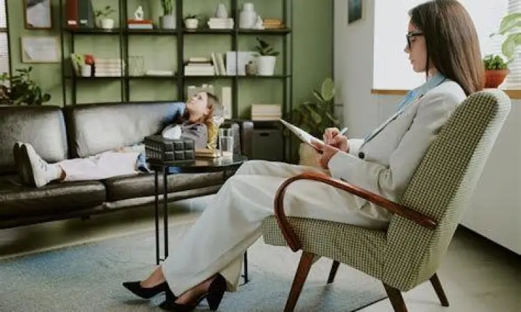 Konsultasi profesional untuk menghindari cara yang salah dalam melakukan healing