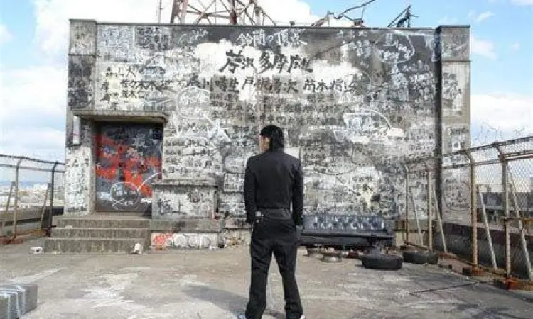 Suzuran Rooftop Atap sekolah Suzuran tempat bersejarah di manga Worst